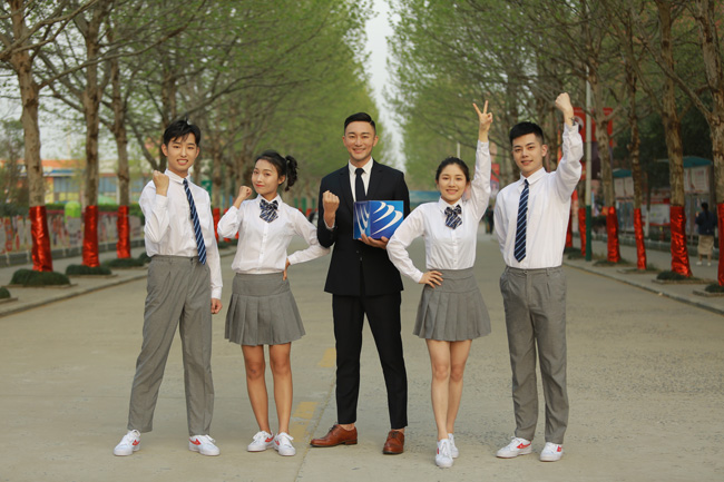 哈尔滨新华电脑学校