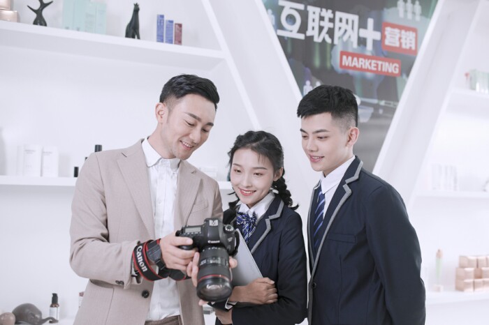 这三类人适合学IT 看看你中了吗