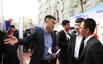 新华互联网科技打造产教融合实训前沿基地